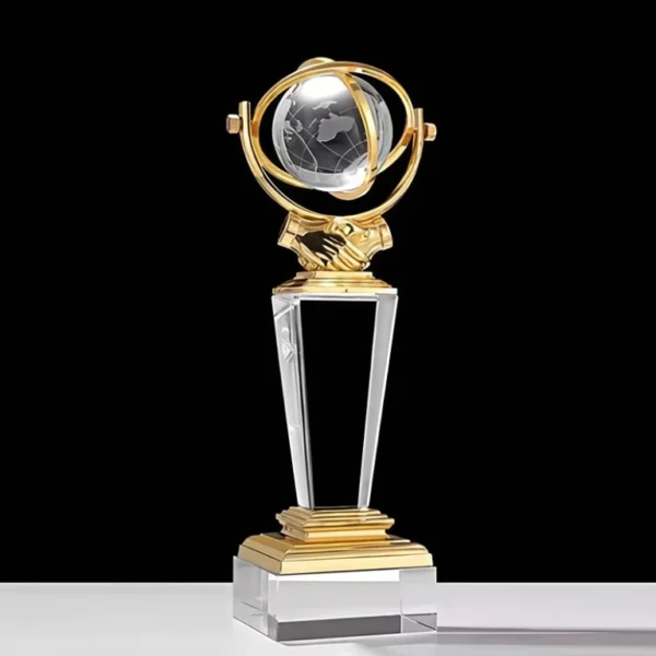ML Art Collection  – Crystal Globe Trophy C032